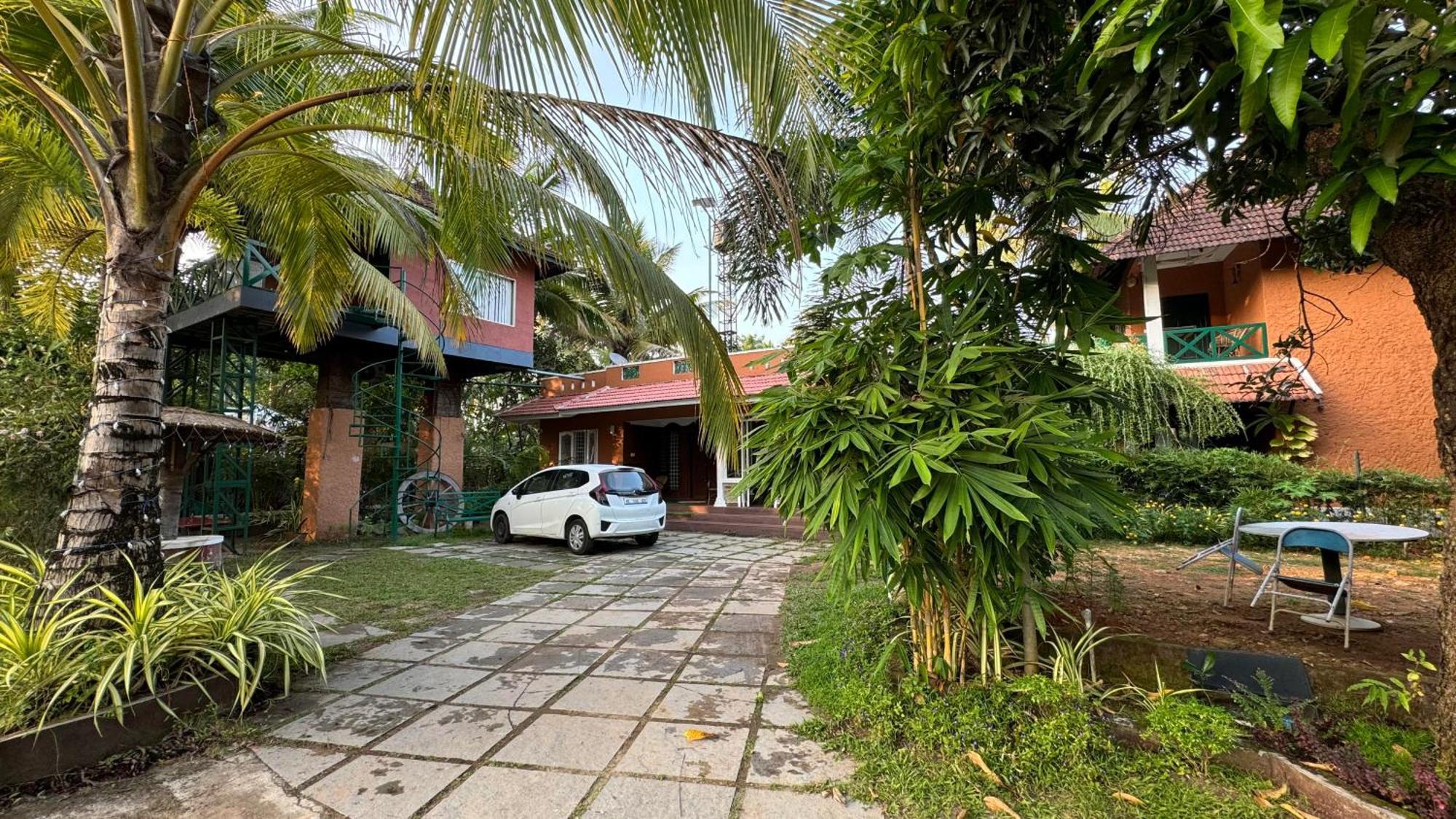 Garggi Kumarakom Village Homestay Exterior foto