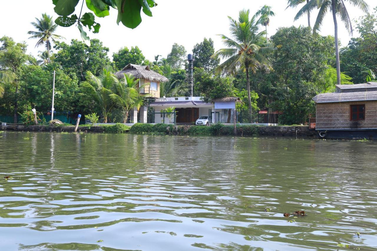 Garggi Kumarakom Village Homestay Exterior foto